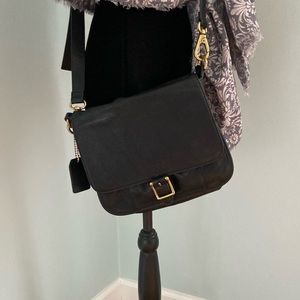 Fossil Black Leather Crossbody Saddle Bag Style Purse With Brass-Tone Accents